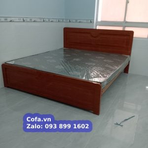 giường sắt giả gỗ cổ điển